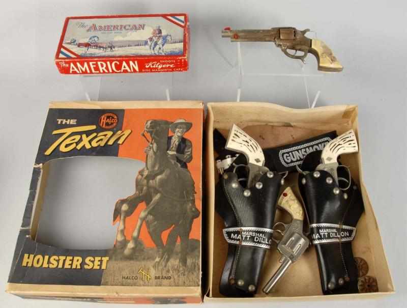 Appraisal: Lot of Cap Gun Items Description Includes one Halco Texan