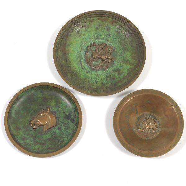 Appraisal: THREE ARTS AND CRAFTS BRONZE DISHES BY TINOS AECTE BRONCE