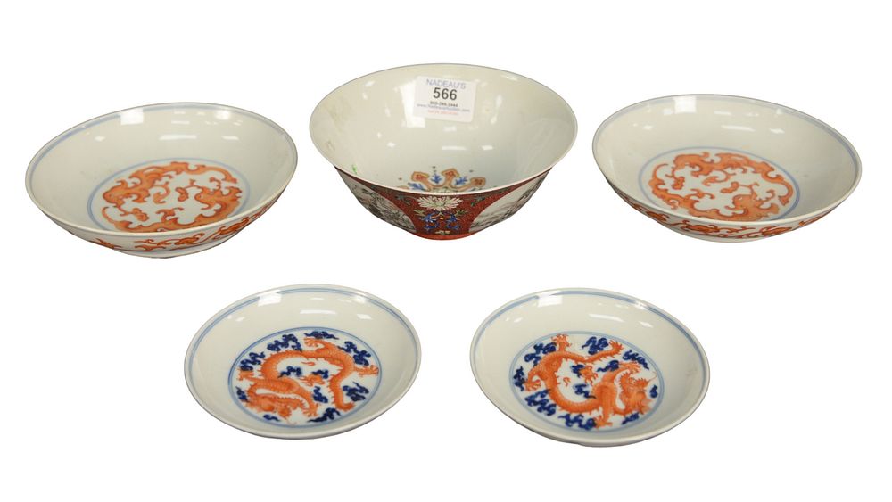 Appraisal: Group of five Oriental porcelain items small pair of five