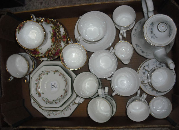 Appraisal: Collection Of Pottery to Iclude Old country Roses Teaset Piece