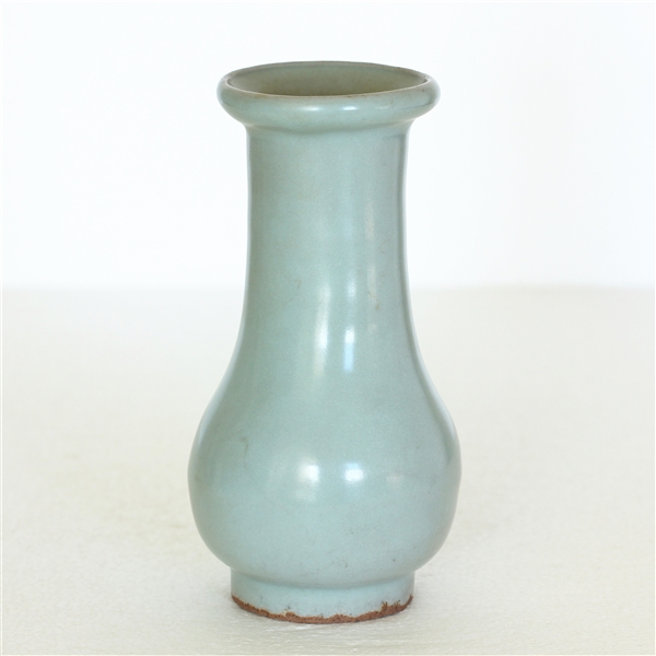 Appraisal: Beautiful light gray-blue glazed Chinese LongQuan porcelain vase expected wear