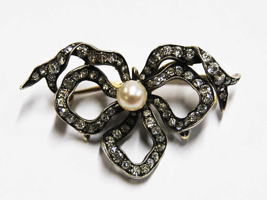 Appraisal: Antique old cut diamond set ribbon bow brooch with detachable