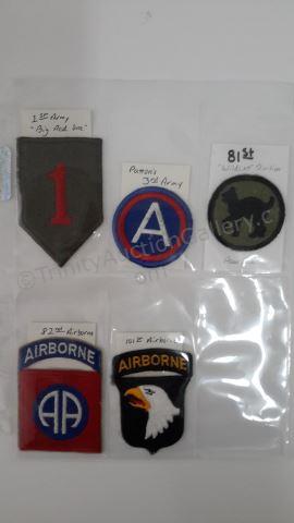 Appraisal: Set of WWII Shoulder Insignia Patches Includes - st Army