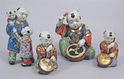 Appraisal: Six Japanese Kutani-type figures Comprised of two censers three drumer