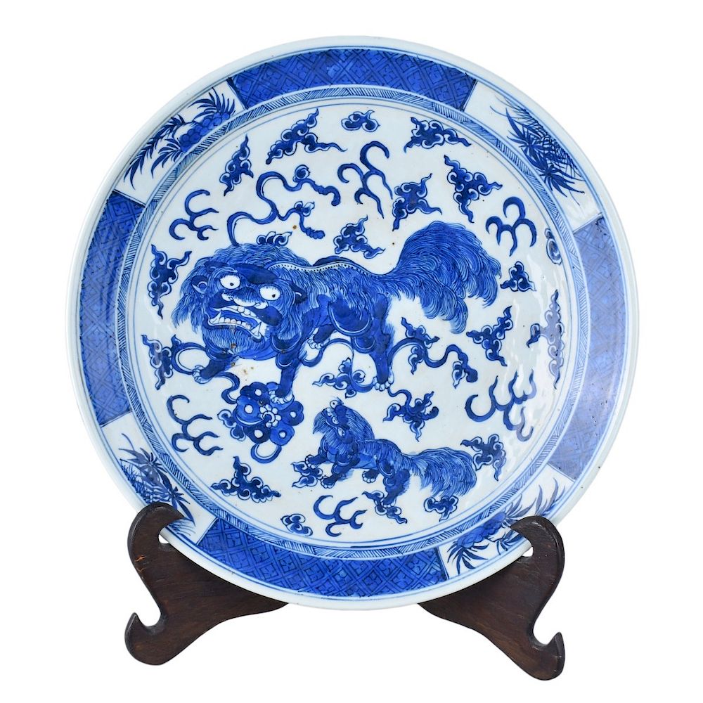 Appraisal: Large Chinese Charger Large Chinese Blue and White Foo Dog