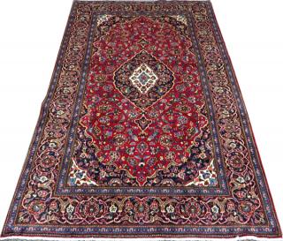 Appraisal: PERSIAN KASHAN WOOL CARPET PERSIAN KASHAN WOOL CARPET - '