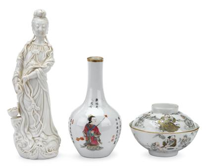 Appraisal: Collection of three assorted Chinese porcelain objectsComprising figure of a