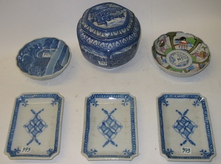 Appraisal: A GROUPING OF SIX BLUE AND WHITE AND IMARI PORCELAINS