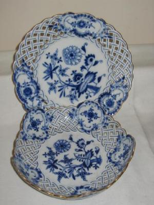 Appraisal: A MEISSEN DISH on stand of circular form blue painted