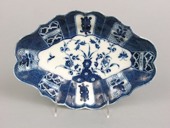 Appraisal: A Blue and White Porcelain Dessert Dish by Caughley English