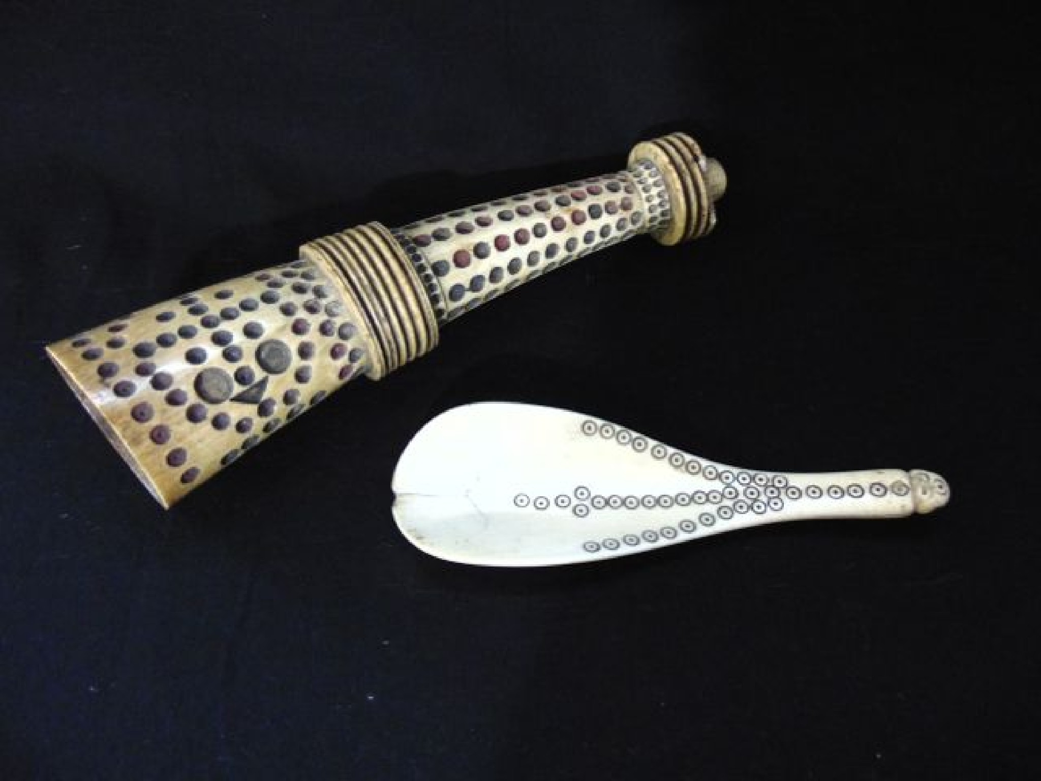 Appraisal: A th century ivory spoon with geometric detail and a