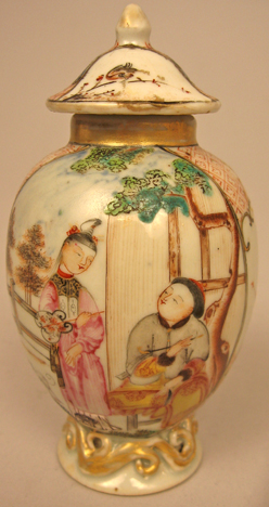 Appraisal: Chinese Famille Rose porcelain covered tea jar th century