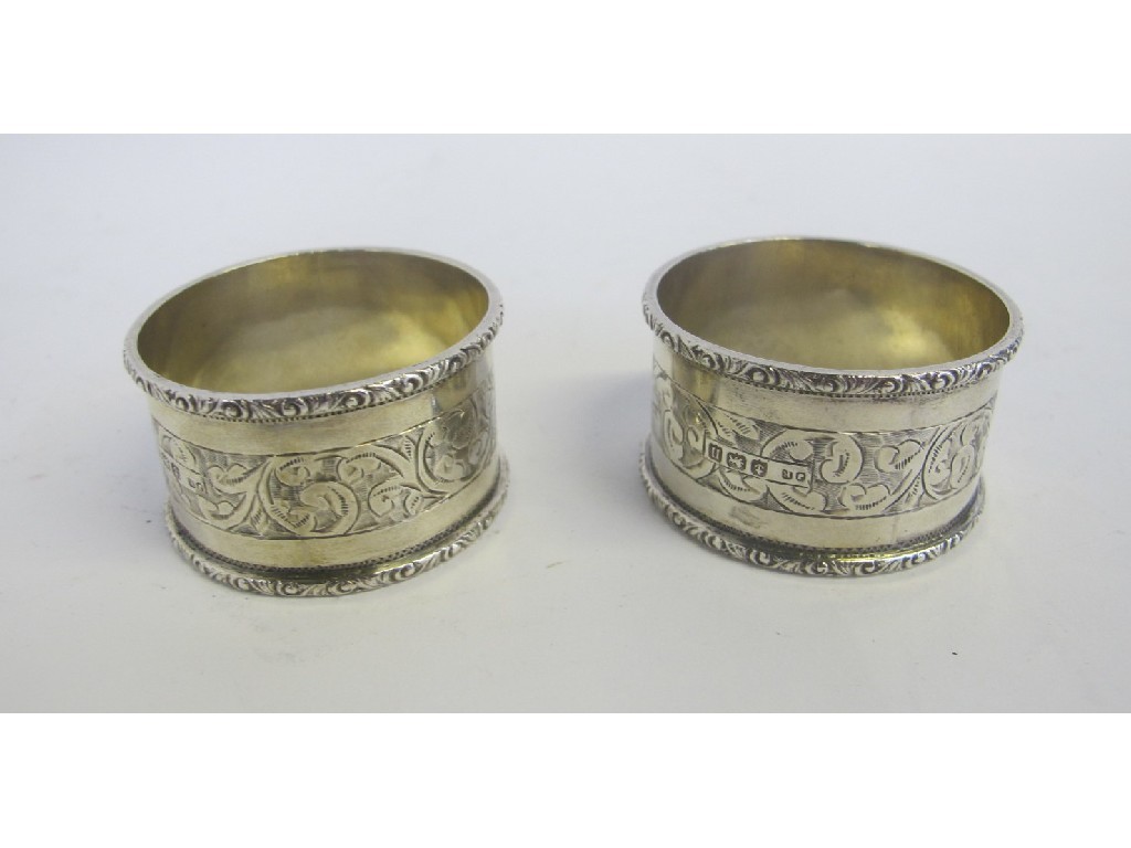 Appraisal: Cased pair of silver napkin rings Birmingham