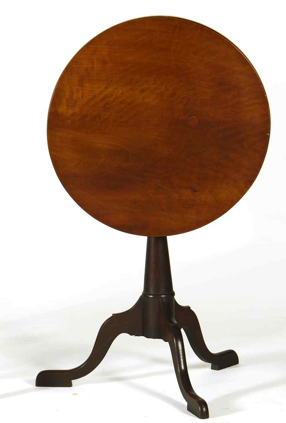 Appraisal: ANTIQUE AMERICAN QUEEN ANNE TILT-TOP TEA TABLERhode Island Second Half