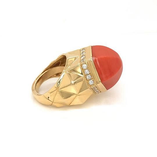 Appraisal: TIFFANY CO K YELLOW GOLD CORAL DIAMOND RING TIFFANY CO