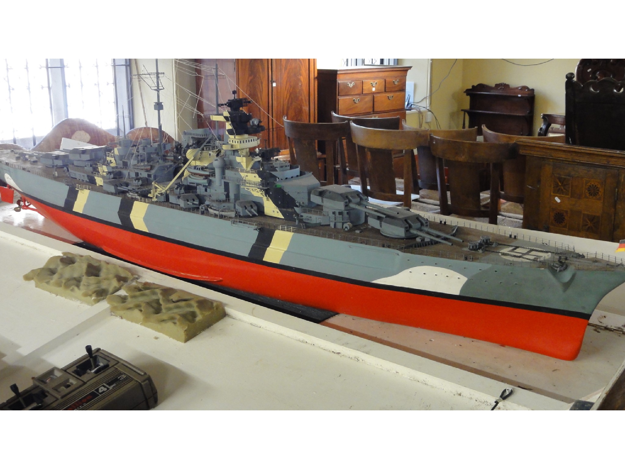 Appraisal: A working model of the German World War II battleship