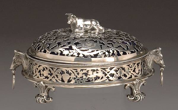 Appraisal: A Victorian silver butter dish frame and coverGeorge Angell London