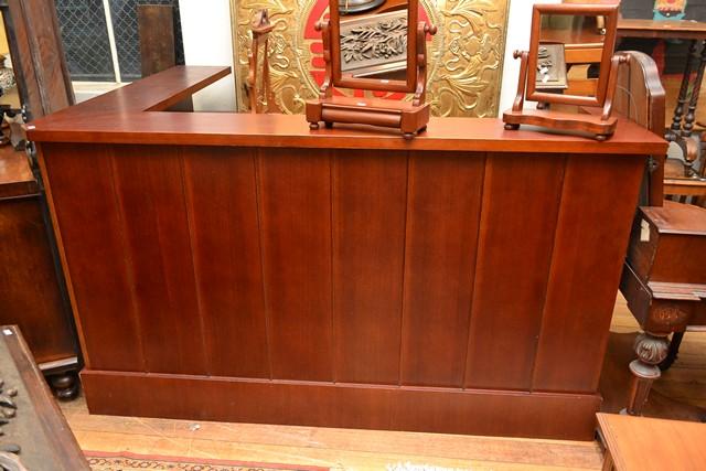 Appraisal: A LARGE STYLE SHOP COUNTER DESK A LARGE STYLE SHOP