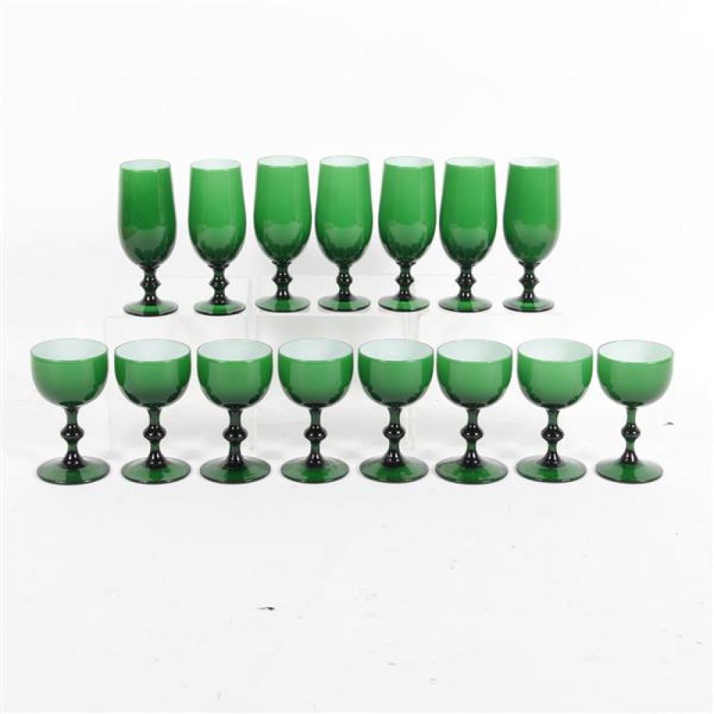 Appraisal: UNSIGNED MID-CENTURY CARLO MORETTI PC EMERALD GREEN MURANO GLASSWARE EIGHT