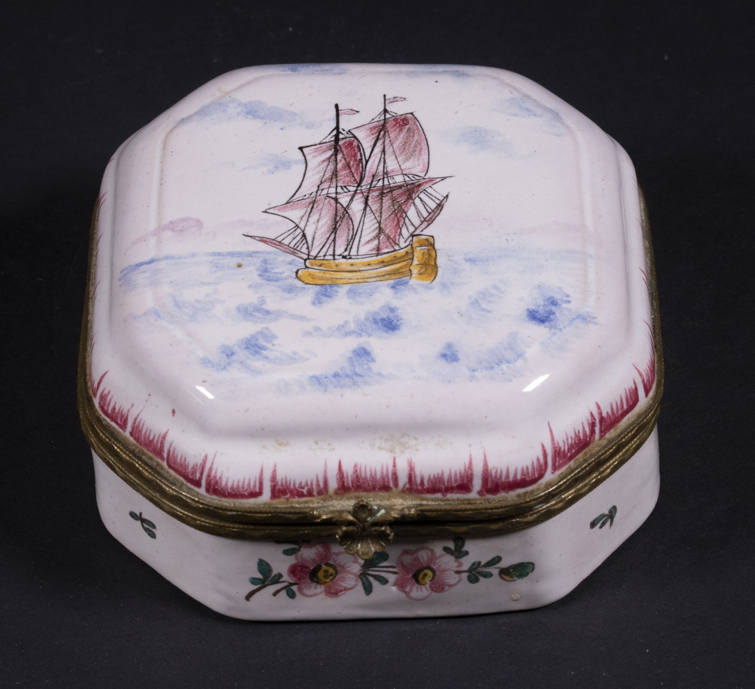 Appraisal: EDME SAMSON VEUVE PERRIN FRENCH FAIENCE TRINKET BOX th c