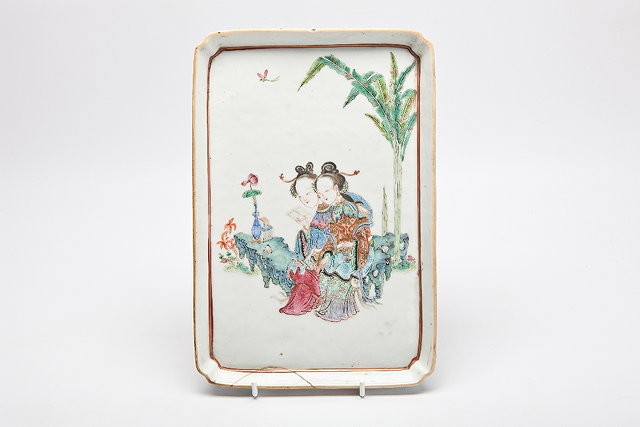 Appraisal: A CHINESE RECTANGULAR TRAY painted in polychrome enamels with two