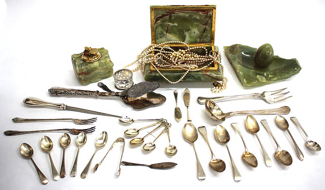 Appraisal: A SMALL GROUP OF VARIOUS SILVER TEASPOONS a boot hook