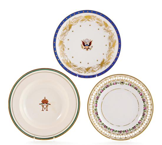 Appraisal: European porcelain cabinet plates in cases circa Limoges American Eagle