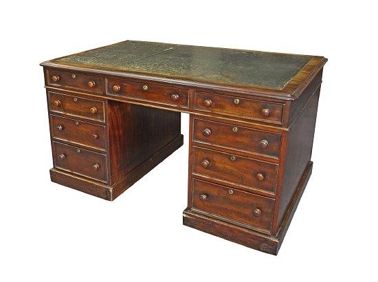 Appraisal: A partners Victorian mahogany desk the rectangular top with inset