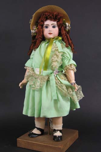 Appraisal: TETE JUMEAU FRENCH CLOSED MOUTH DOLL The bisque socket head