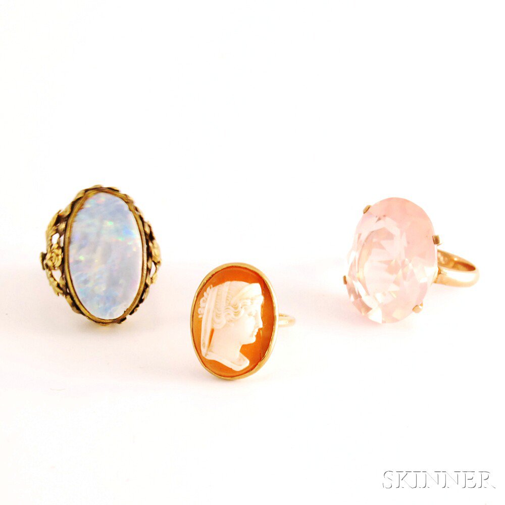 Appraisal: Three Rings a cameo ring with kt gold band a