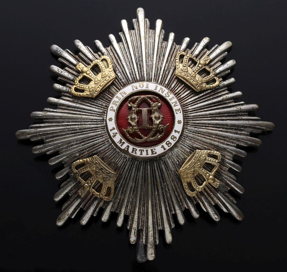 Appraisal: A ROMANIAN ORDER OF THE CROWN BADGE An eight-pointed star