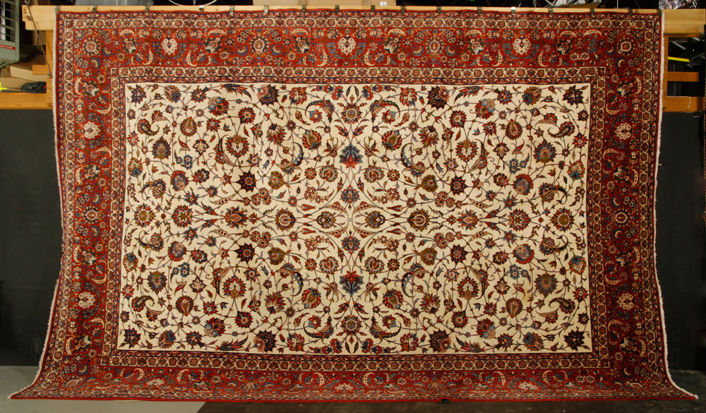 Appraisal: - Semi Antique Isfahan Rug Semi antique Persian Isfahan rug