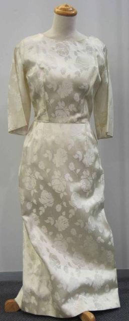 Appraisal: Evening dress in cream floral satin jacquard circa Provenance Peter