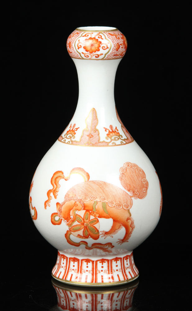 Appraisal: - Garlic Head Vase Porcelain Red and white glazed garlic