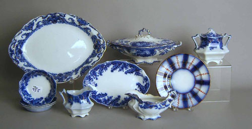 Appraisal: Ten pcs of flow blue th c