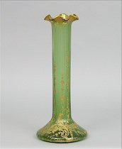 Appraisal: Victorian Green Glass Vase Tall flower vase of green clear