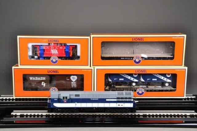 Appraisal: LIONEL WABASH ELECTRIC TRAIN SETIncluding five Lionel train pieces one