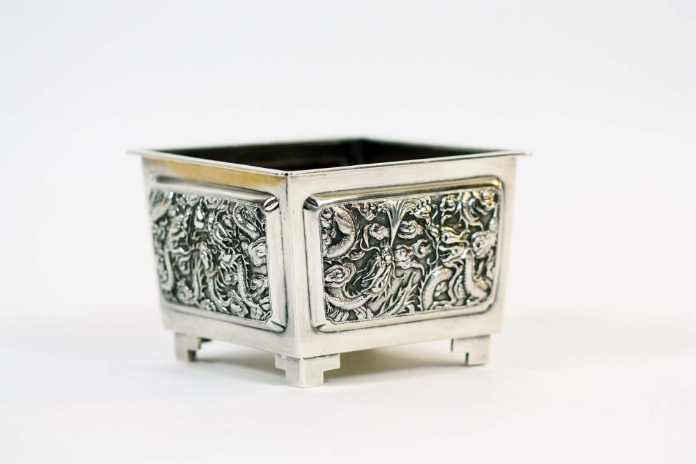 Appraisal: CHINESE EXPORT SILVER PLANTER CIRCA The underside marked WH for