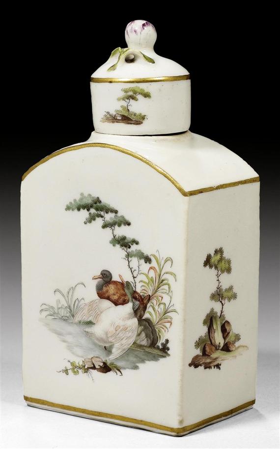 Appraisal: TEA CADDY WITH BIRD PAINTING ZURICH CIRCA Underglaze blue mark