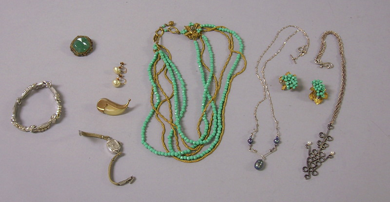 Appraisal: Small Group of Assorted Jewelry Items including a pair of