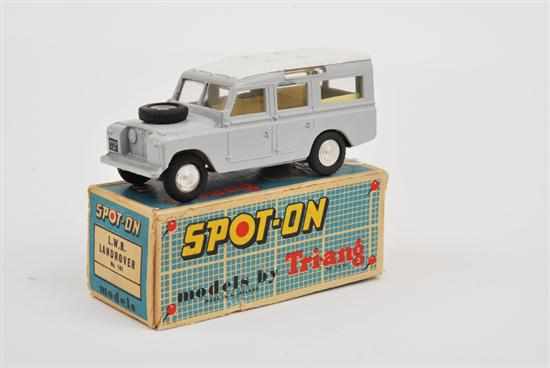 Appraisal: SPOT-ON L W B LANDROVER NO GREY WITH WHITE ROOF