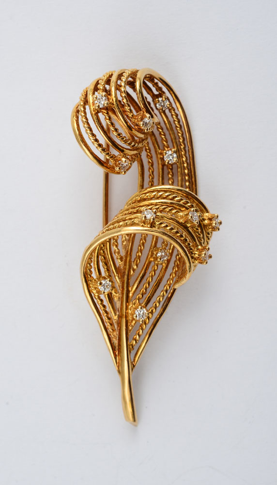 Appraisal: RETRO K GOLD AND DIAMOND FEATHER PIN BOUCHER TIFFANY CO