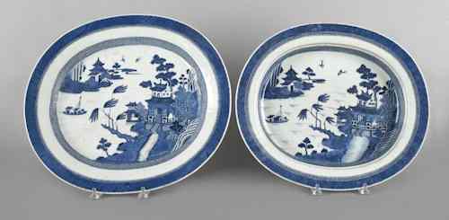 Appraisal: Two Chinese export Canton platters th c w and w