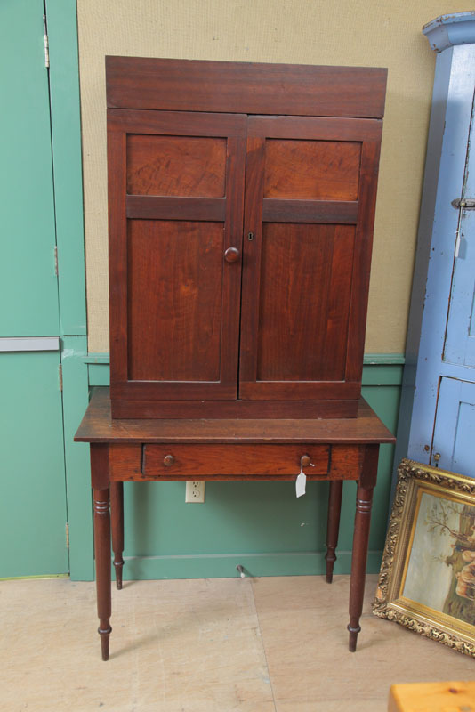 Appraisal: BOOKCASE ON TABLE Marriage of a mahogany bookcase top with