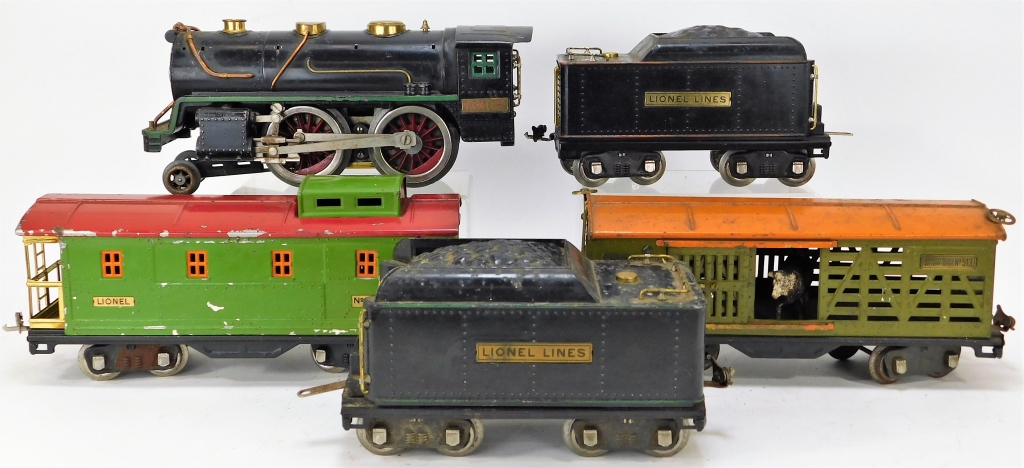 Appraisal: LIONEL STANDARD GAUGE PRE-WAR TRAIN CARS United States Early th