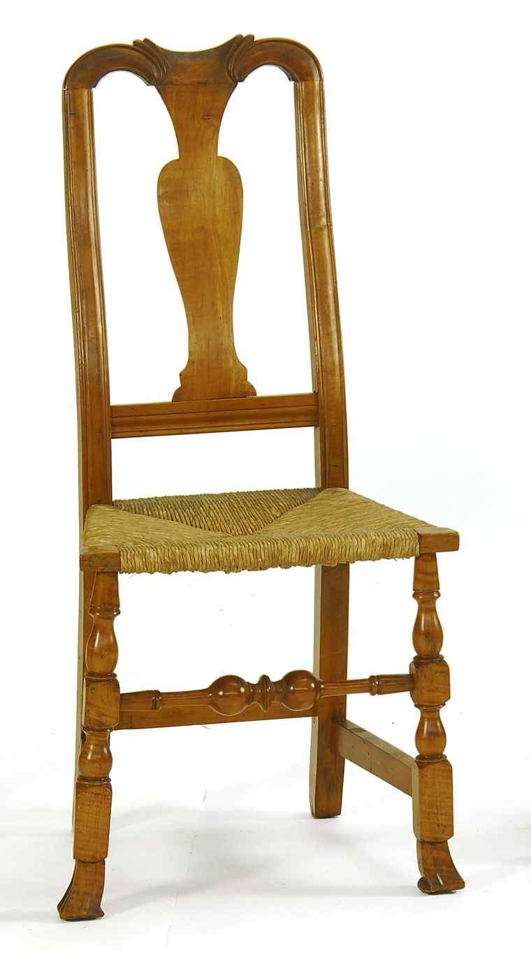 Appraisal: ANTIQUE AMERICAN QUEEN ANNE RUSH-SEAT CHAIRMid- th CenturyIn maple and