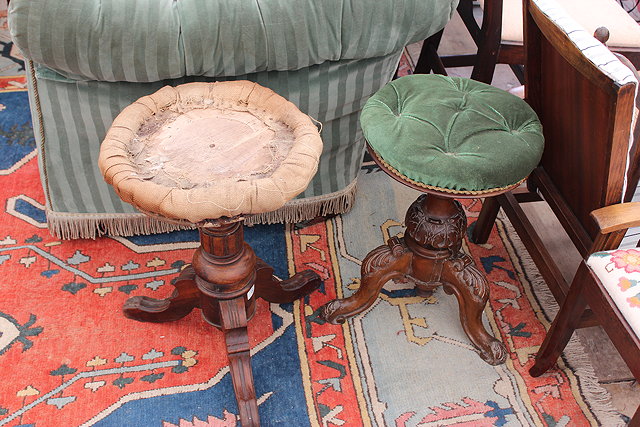 Appraisal: A VICTORIAN PIANO STOOL with green velvet deep buttoned revolving