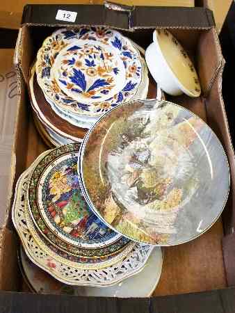 Appraisal: Tray of Mixed Collector Plates including those from manufacturers Royal