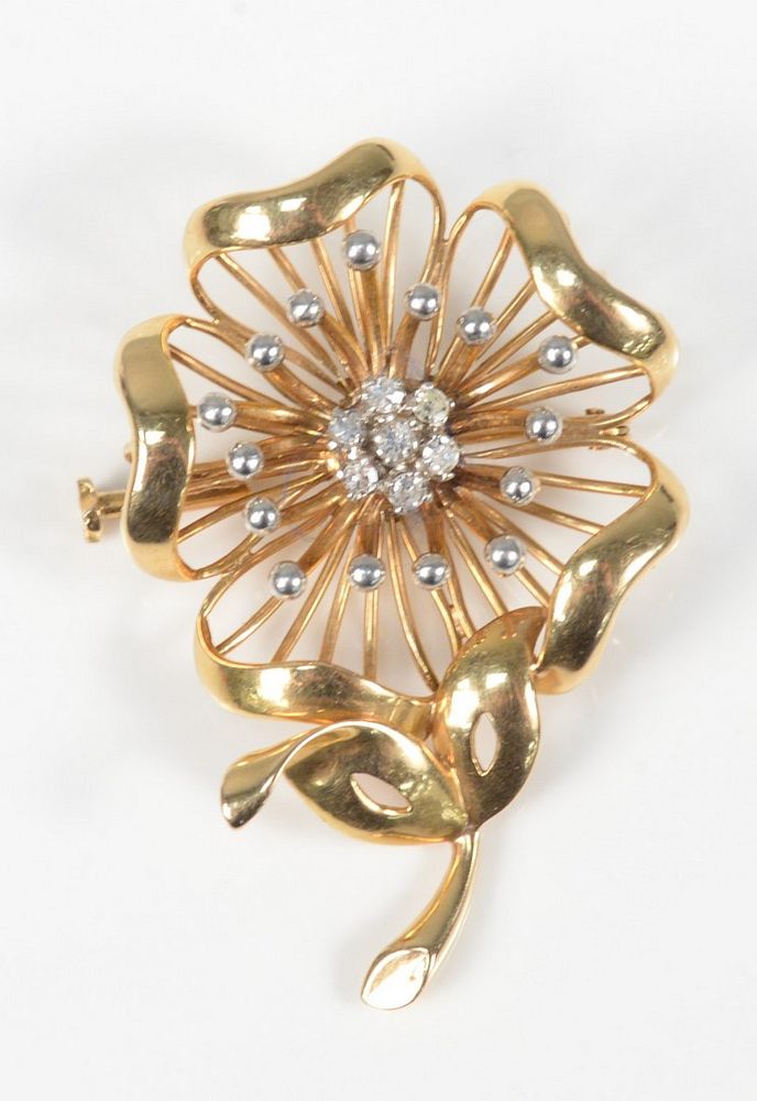 Appraisal: Karat Gold Floral Brooch set with seven diamonds grams Karat