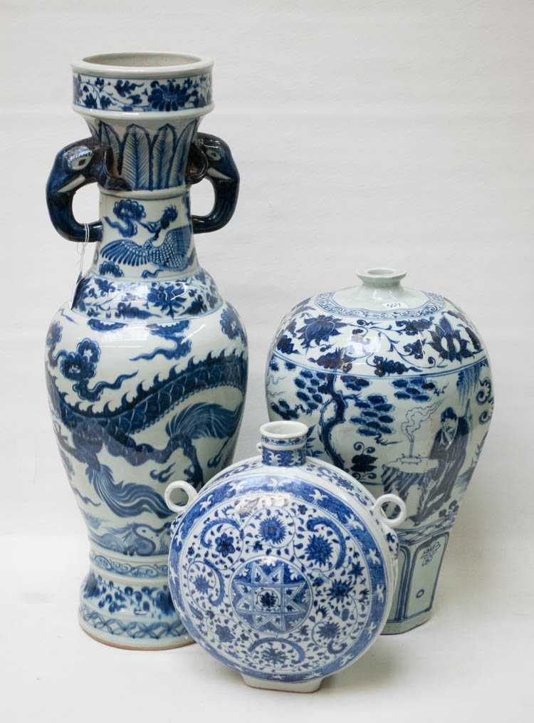 Appraisal: THREE CHINESE BLUE AND WHITE PORCELAIN VASES the largest with